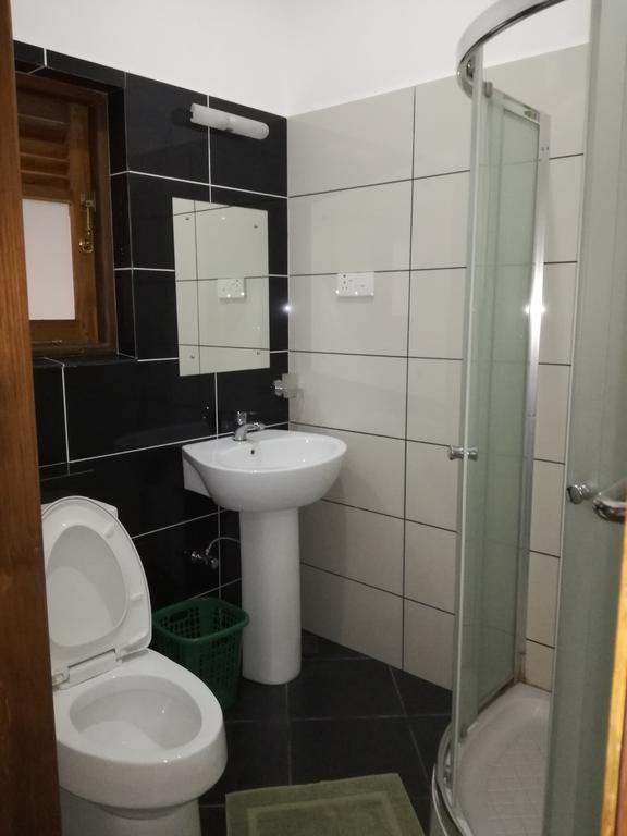 Hotel Bianco Terrace Negombo Zewnętrze zdjęcie