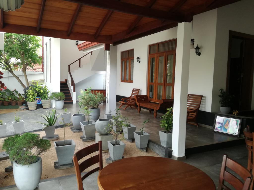 Hotel Bianco Terrace Negombo Zewnętrze zdjęcie