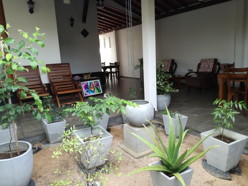 Hotel Bianco Terrace Negombo Zewnętrze zdjęcie