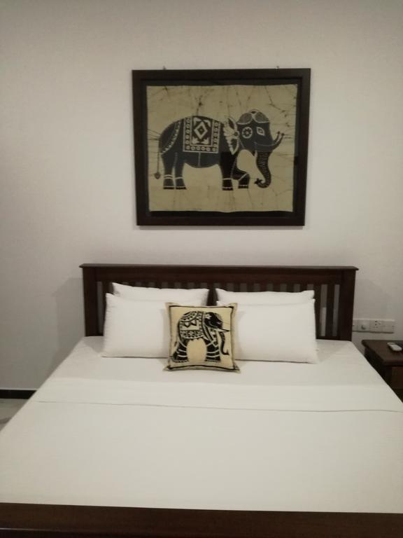 Hotel Bianco Terrace Negombo Zewnętrze zdjęcie