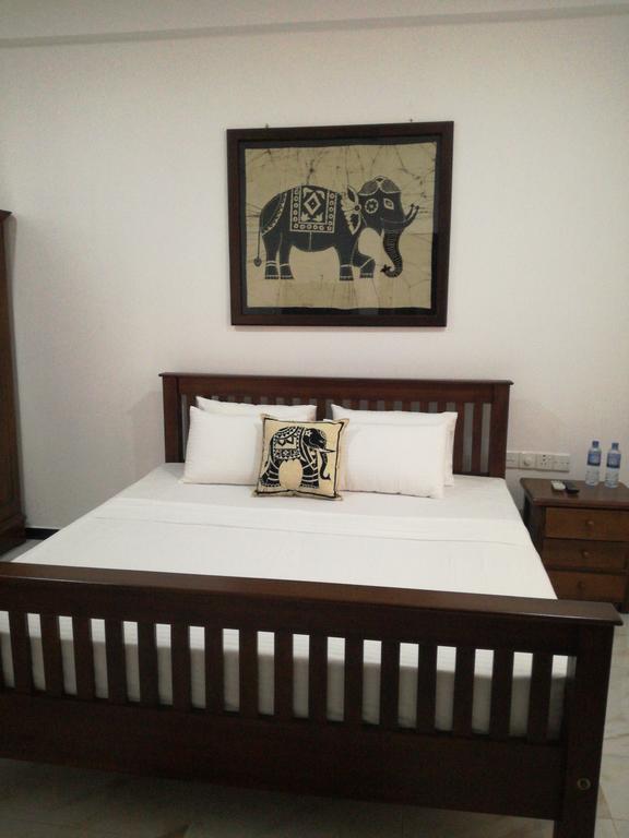 Hotel Bianco Terrace Negombo Zewnętrze zdjęcie