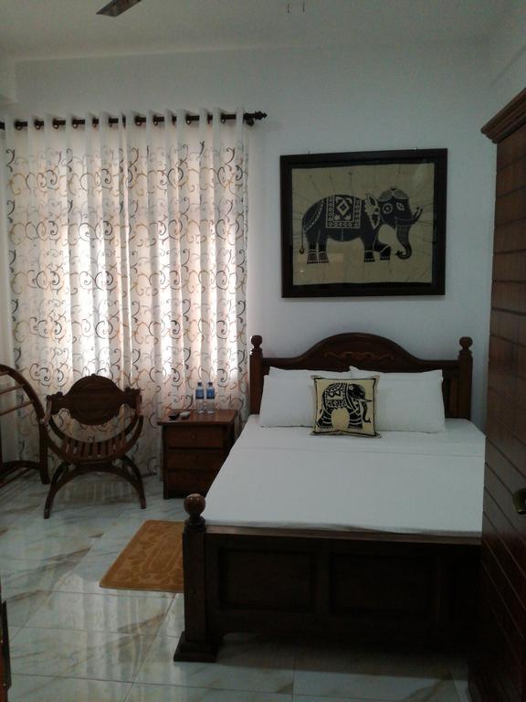 Hotel Bianco Terrace Negombo Zewnętrze zdjęcie