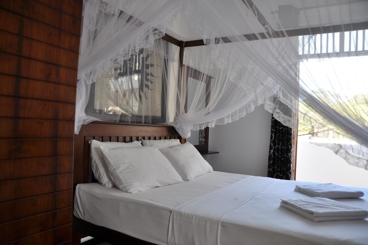 Hotel Bianco Terrace Negombo Zewnętrze zdjęcie